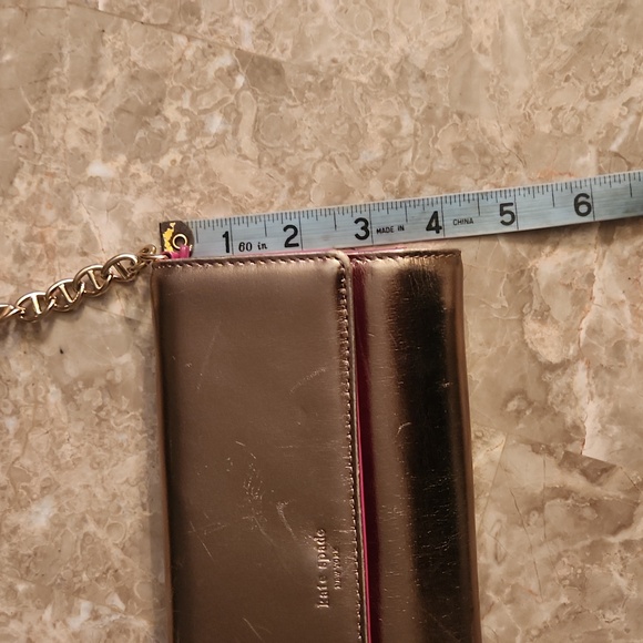 KATE SPADE GOLD/ PINK CLUTCH WITH GOLD CHAIN - Picture 4 of 8